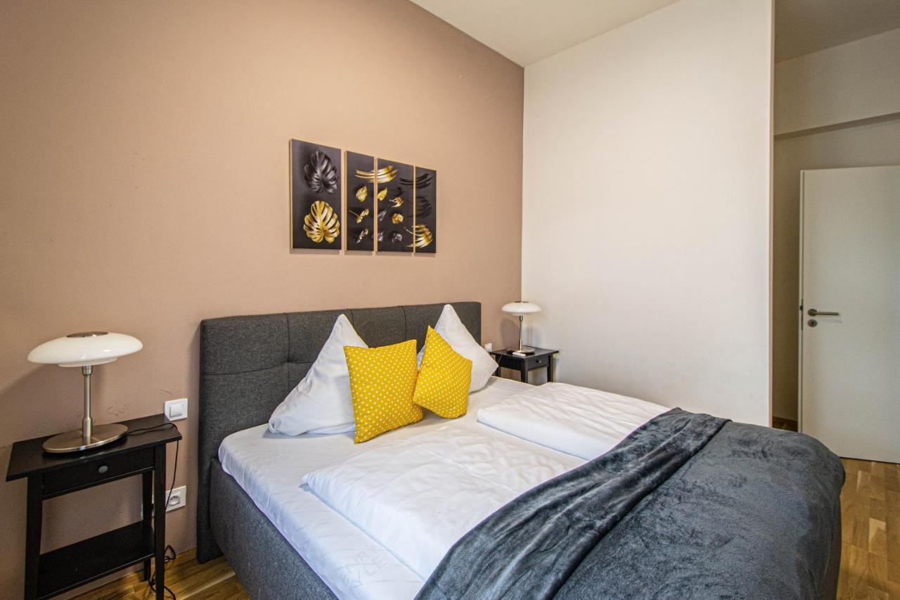 Stylish Apartment In Prague Best Gastronomic Area Eksteriør billede